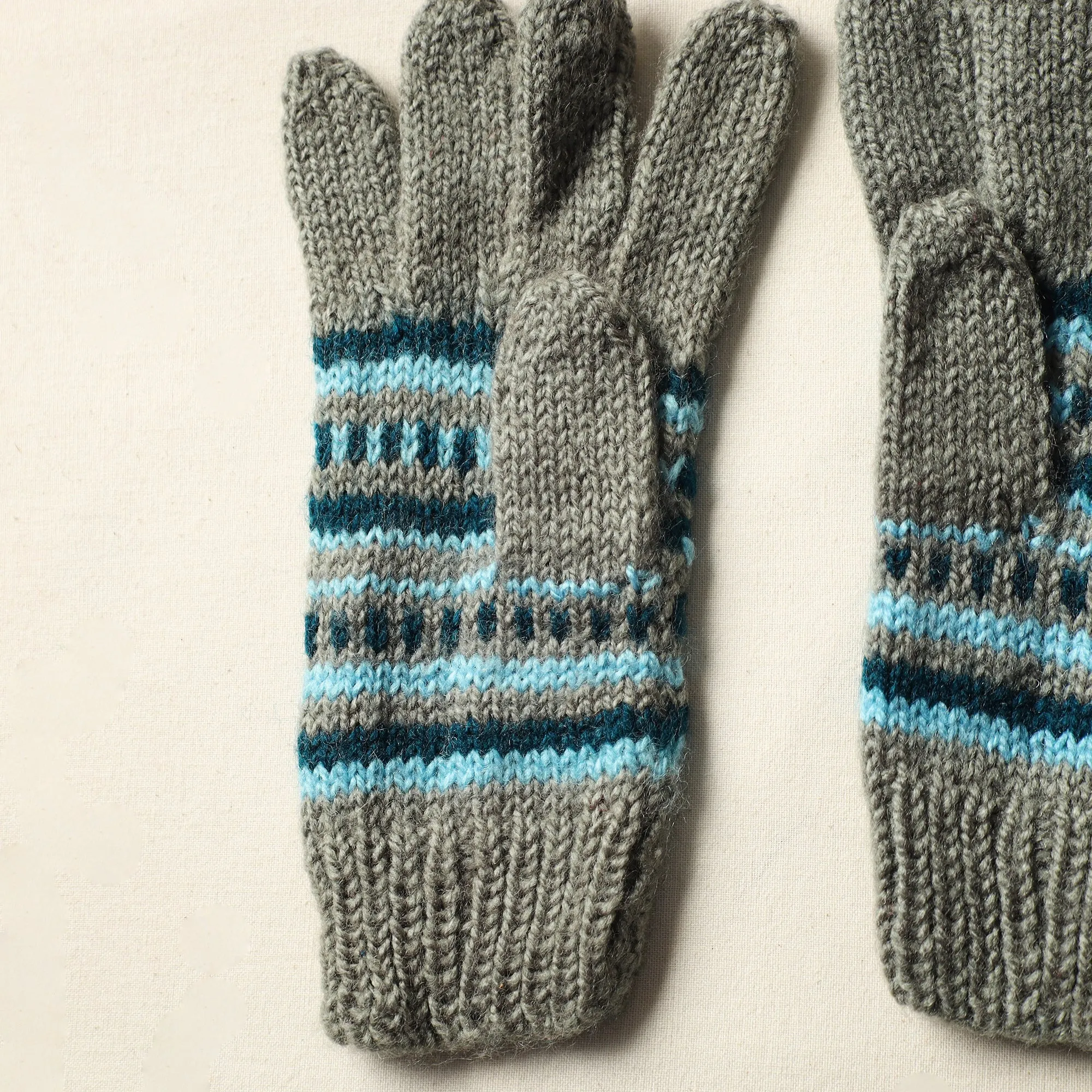 Kumaun Hand Knitted Woolen Gloves (Adult) 23