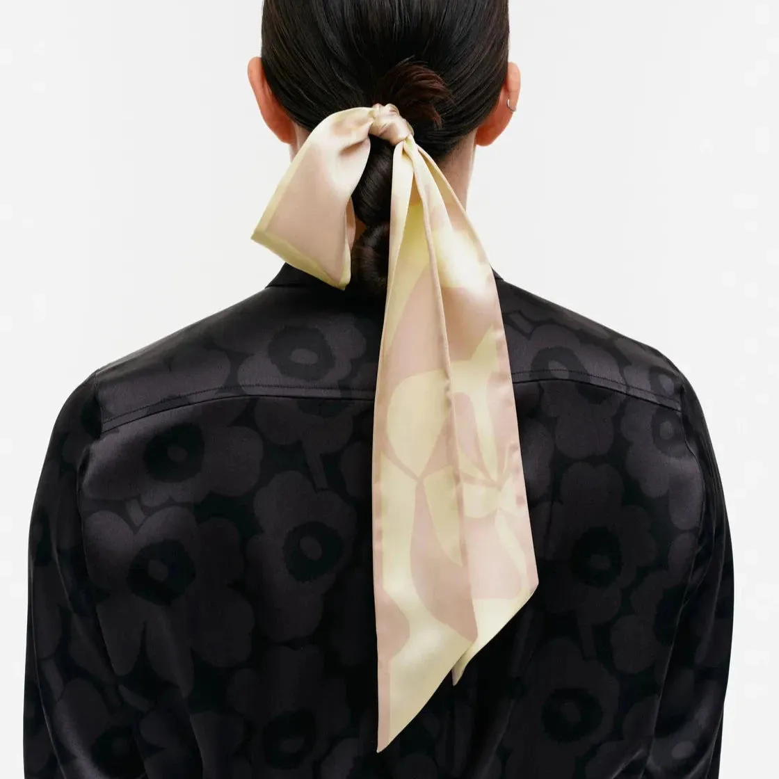 Marimekko Jåvva Nokturno Silk Scarf