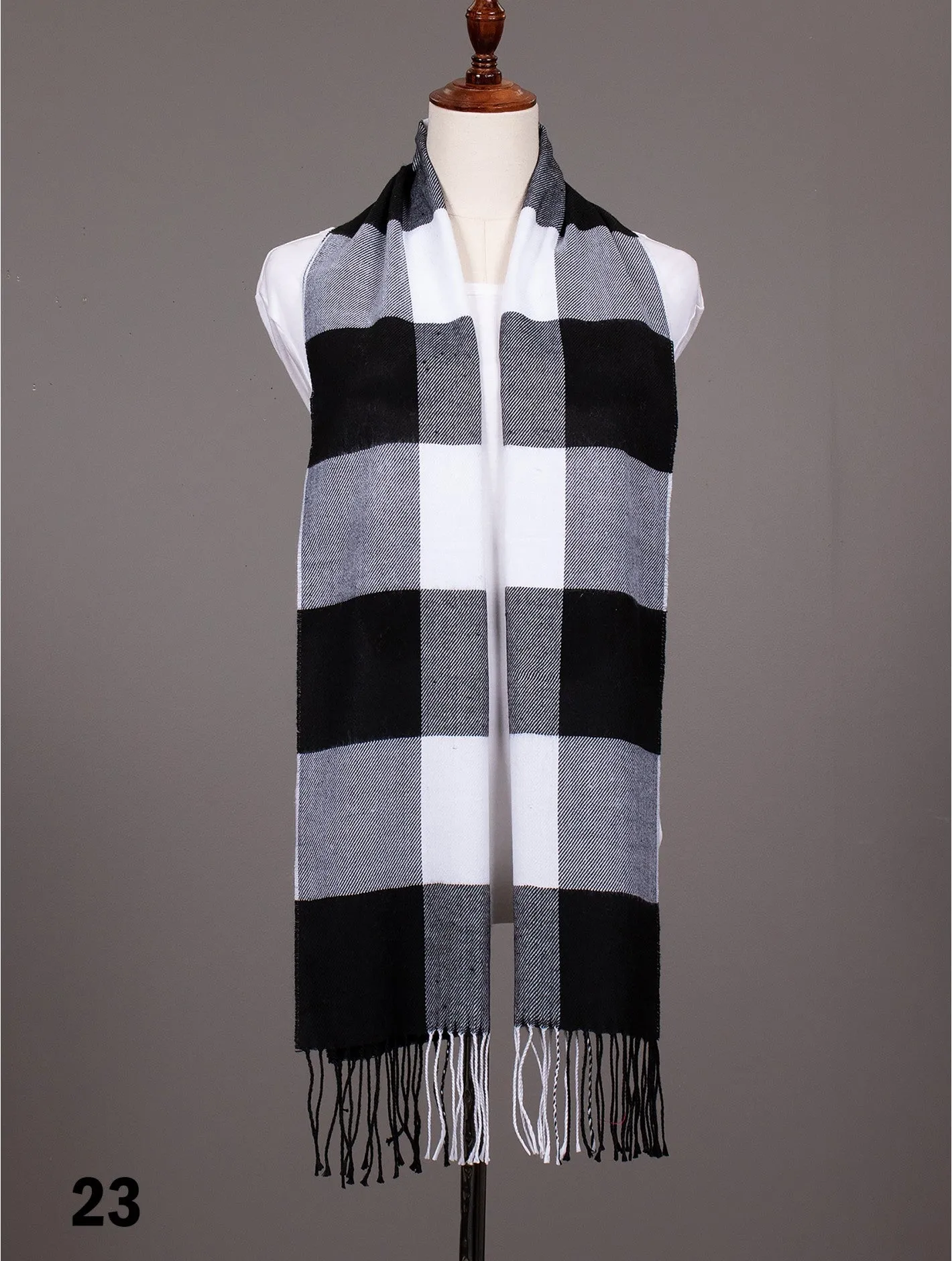 Scarf - Plaid Patterned w/ Fringe